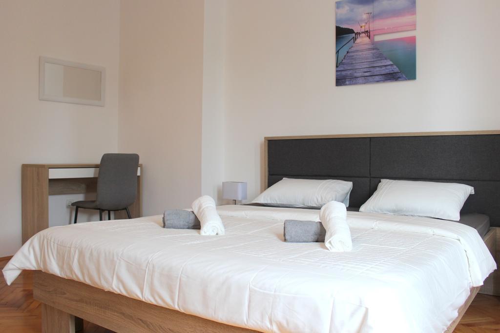 Apartment & Room'S Anni Zára Kültér fotó