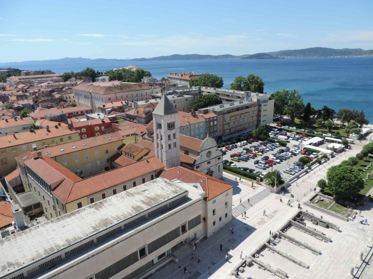 Apartment & Room'S Anni Zára Kültér fotó
