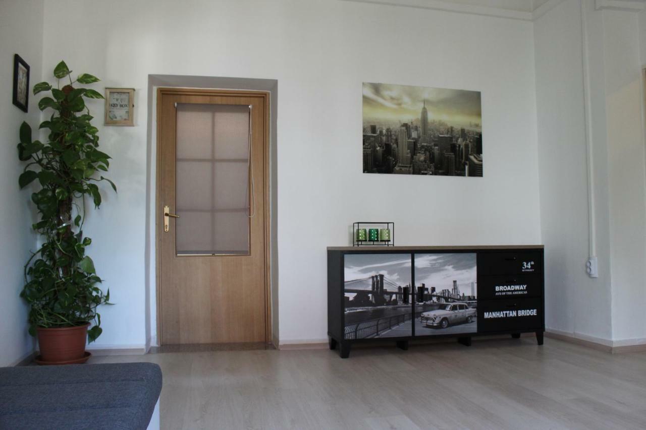 Apartment & Room'S Anni Zára Kültér fotó