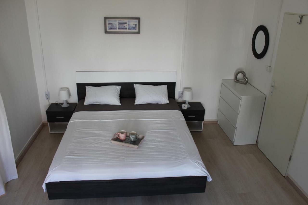 Apartment & Room'S Anni Zára Kültér fotó