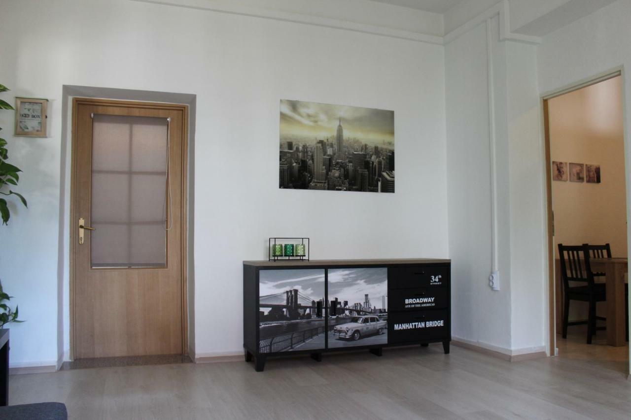 Apartment & Room'S Anni Zára Kültér fotó