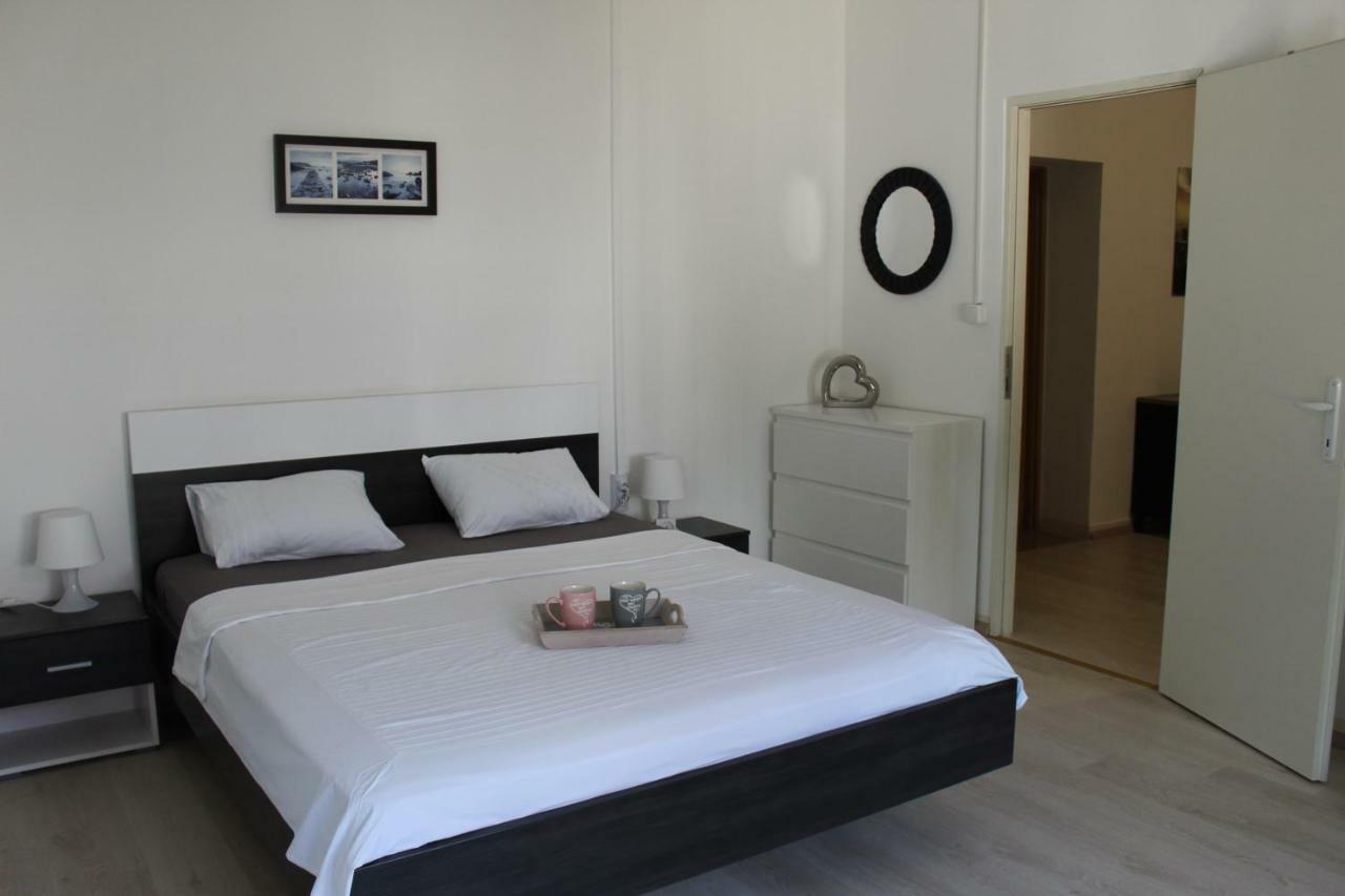 Apartment & Room'S Anni Zára Kültér fotó