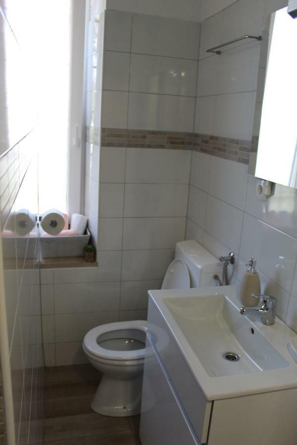 Apartment & Room'S Anni Zára Kültér fotó